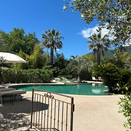 Domaine De Respelido *
