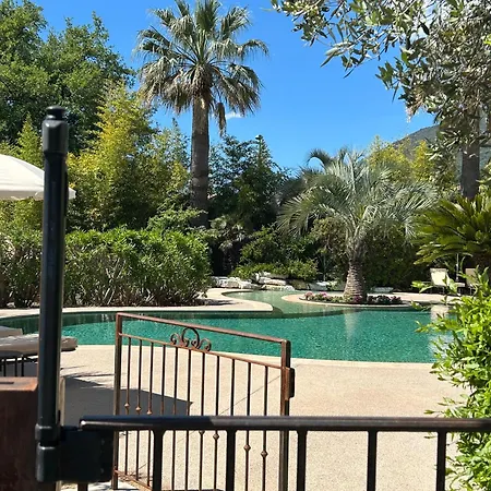 Domaine De Respelido *