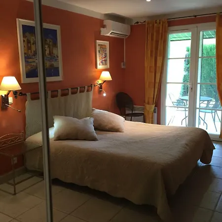 Domaine De Respelido Villa Carros